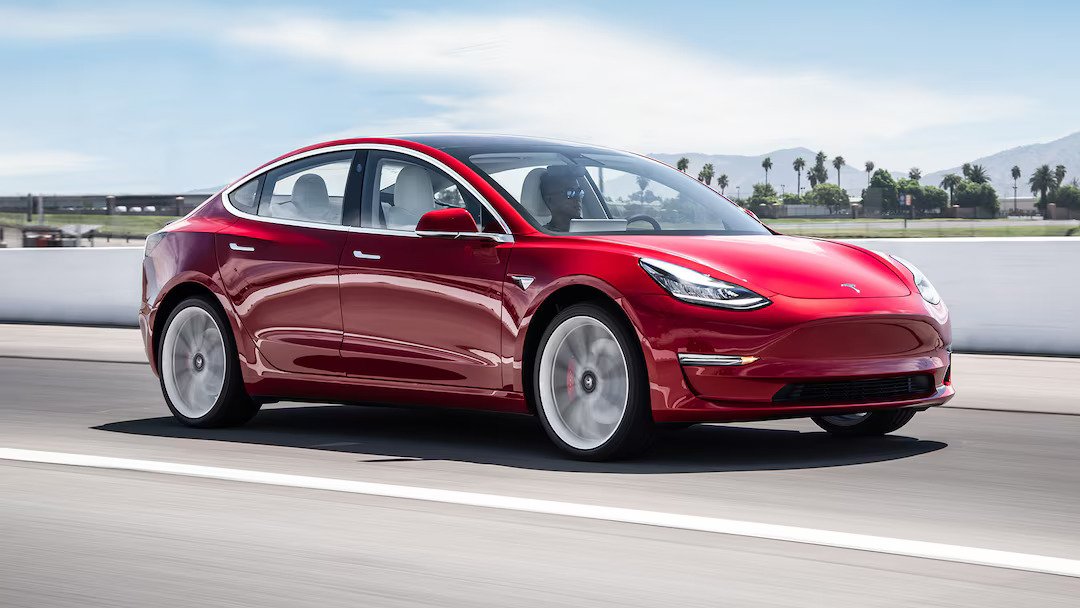 Photo of Tesla Model 3 Performance (2018) (1 slide)