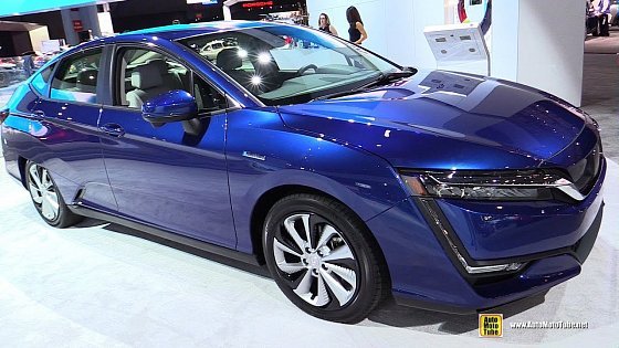 Video: 2018 Honda Clarity Electric - Exterior and Interior Walkaround - 2017 NY Auto Show