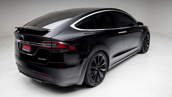 Video: 2020 Tesla Model X Performance MUST HAVE Accessories