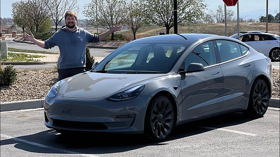 Video: We Drive A 2022 Tesla Model 3 Performance! Here&#39;s How Different It Feels From Earlier Versions