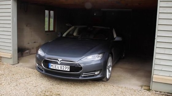 Video: Tesla Model S 85 performance plus | Fully Charged