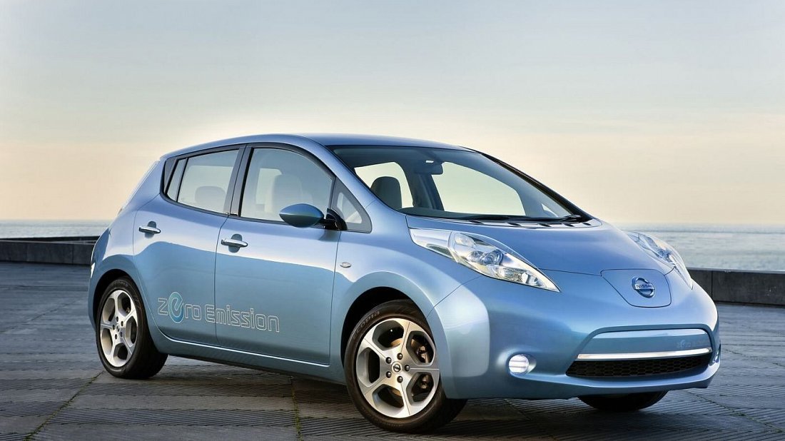 Photo of Nissan Leaf 24 kWh (2011) (1 slide)