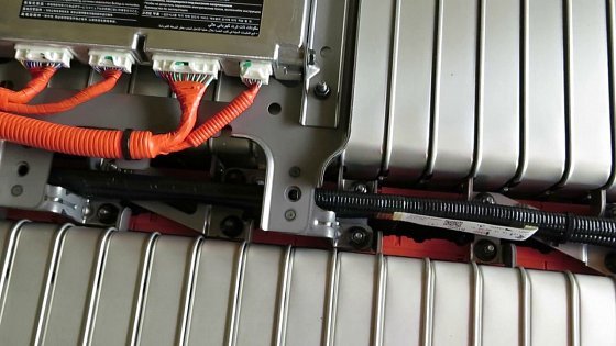 Video: Inside the Renault Kangoo ZE battery box