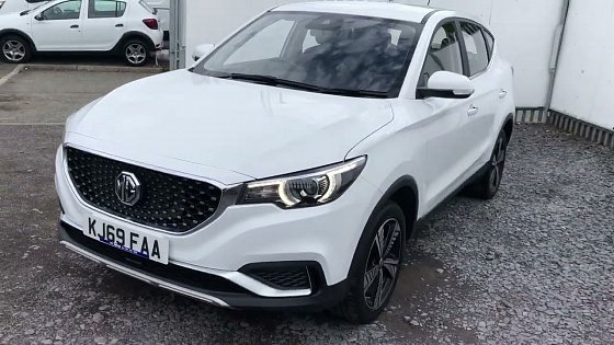 Video: 2020(69) MG MG ZS EV EXCITE - Vic Young