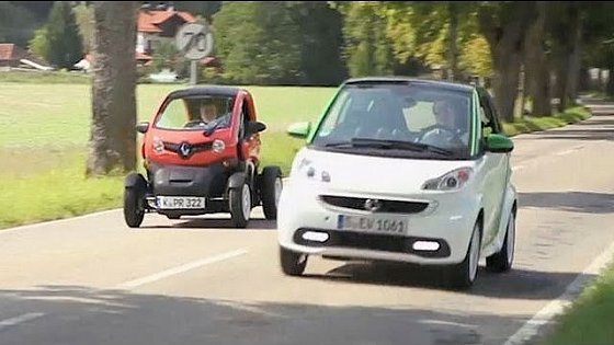 Video: E-Autos im Test: Twizy gegen Smart | CHIP
