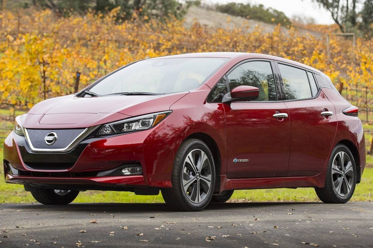 Nissan Leaf 62 kWh specs, photos, price, offers and incentives