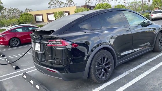 Video: 2022 Tesla Model X PLAID Delivery Day!