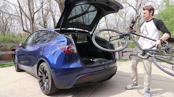 Video: Here&#39;s Why the Tesla Model Y Is a CUV Without Downsides - Model Y Review