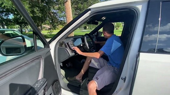 Video: Pool Guy inspects Rivian R1T Electric Truck Vehicle R1T Launch Edition 135kw