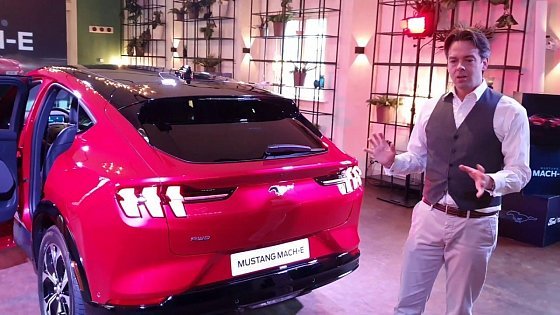Video: Ford Mustang Mach-E SHOWROOM walk around (terrible sound)