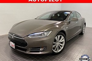 Tesla Model S 85D (VIN: 5YJSA1H28FF082622)