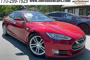 Tesla Model S 70D (VIN: 5YJSA1E23FF117538)