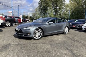 Tesla Model S P85+ (VIN: 5YJSA1CN5DFP09937)