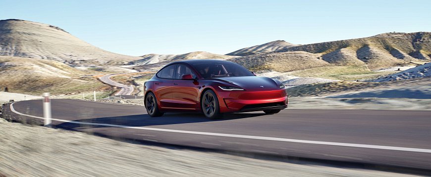 Tesla Model 3 Performance (2024)